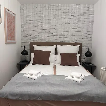 Luxx Downtown - Design-Apartment Zentral Im Ort Bad Zwischenahn Buitenkant foto